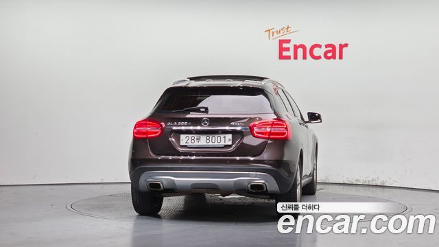 Mercedes-Benz GLA-Class из Кореи Encar