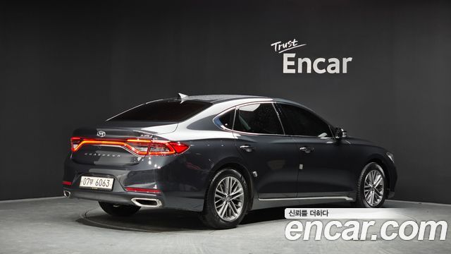 Hyundai Grandeur 2.2 Diesel Premium — пробег 180 440 км — фото 2 из 5