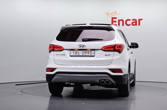 Hyundai Santafe Diesel 2.0 2WD Exclusive Special — пробег 114 924 км — фото 4 из 5