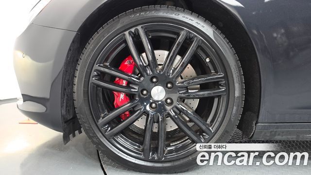 Maserati Ghibli из Кореи Encar