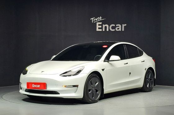 Tesla Model 3 Long Range AWD — пробег 104 667 км — фото 1 из 5