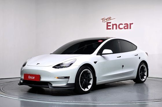 Tesla Model 3 Long Range AWD — пробег 78 847 км — фото 1 из 5