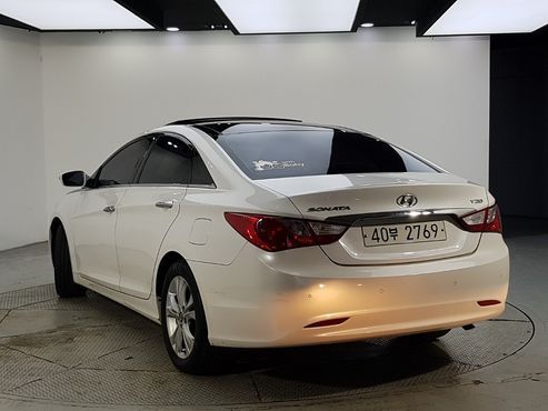 Hyundai Sonata LPI Premier — пробег 133 330 км — фото 4 из 5