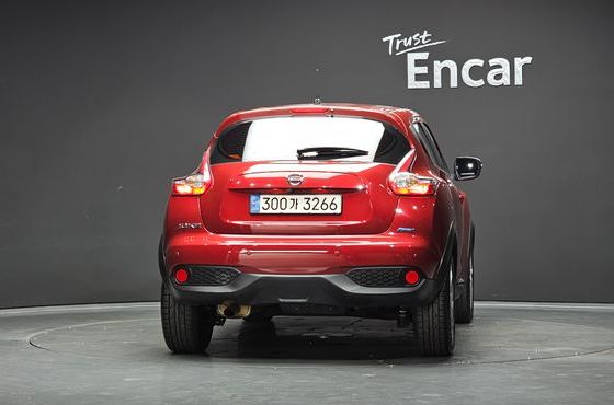 Nissan Juke 1.6 SV F15 — пробег 76 949 км — фото 4 из 5