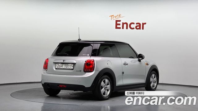 Mini Cooper Standard Third Generation — пробег 126 359 км — фото 2 из 5