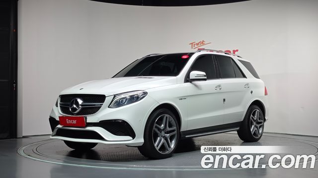 Mercedes-Benz GLE-Class GLE350 d 4MATIC — пробег 270 275 км — фото 1 из 5