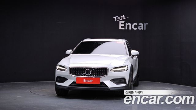 Volvo V60 из Кореи Encar