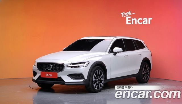 Volvo V60 из Кореи Encar