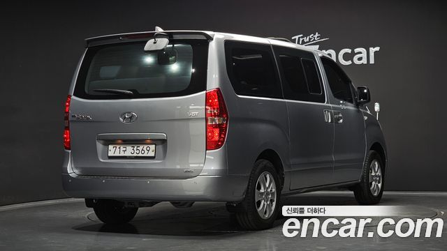 Hyundai Starex 4WD 12-Seater Wagon modern — пробег 89 280 км — фото 2 из 5