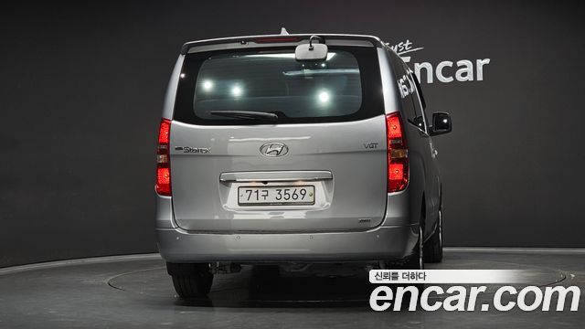 Hyundai Starex 4WD 12-Seater Wagon modern — пробег 89 280 км — фото 4 из 5