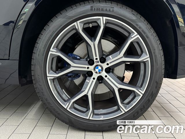 BMW X5 xDrive 40i M Sport — пробег 4 171 км — фото 5 из 5