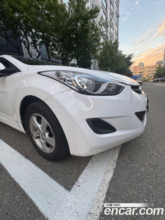 Hyundai AVANTE M16 GDI Deluxe — пробег 31 564 км — фото 2 из 5