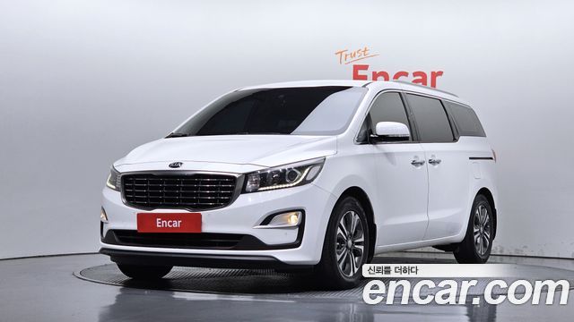 Kia Carnival 11-Seater Prestige — пробег 144 263 км — фото 1 из 5