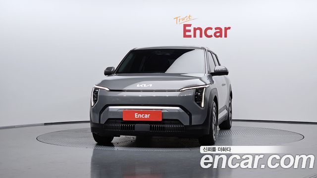 Kia EV3 Long Range 2WD AIr — пробег 14 946 км — фото 3 из 5