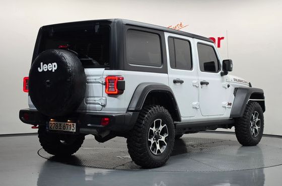 Jeep Wrangler 2.0 Rubicon 4Door — пробег 15 000 км — фото 2 из 5