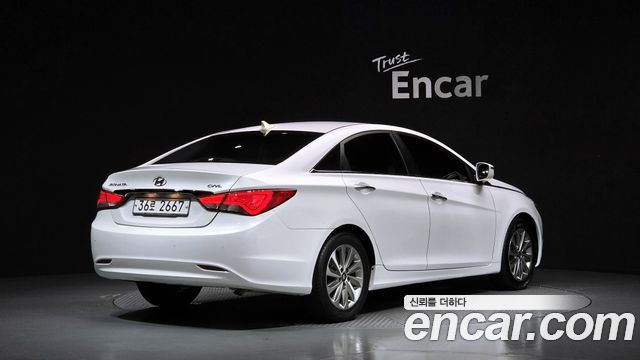 Hyundai Sonata CVVL Smart — пробег 113 915 км — фото 2 из 5