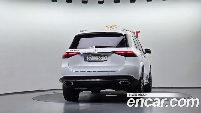 Mercedes-Benz GLE-Class GLE300d 4MATIC — пробег 102 612 км — фото 4 из 5