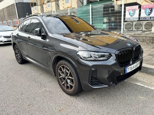 BMW X4 xDrive20i M Sport — пробег 35 000 км — фото 2 из 5