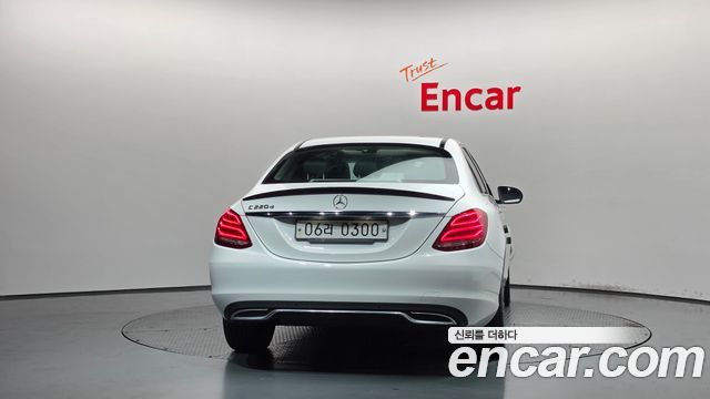 Mercedes-Benz C-Class из Кореи Encar