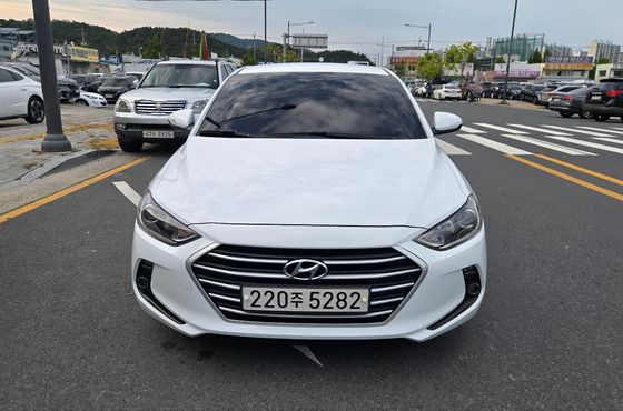 Hyundai AVANTE 1.6 GDI Value Plus — пробег 94 137 км — фото 2 из 5