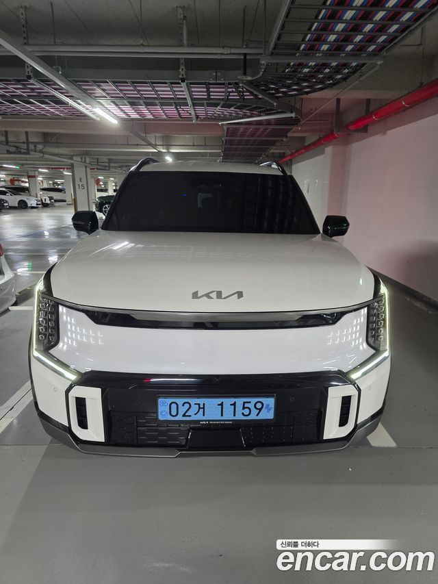 Kia EV9 Long Range 4WD GT Line — пробег 54 700 км — фото 3 из 5