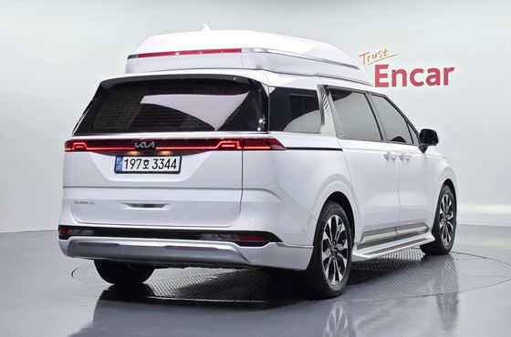Kia Carnival Gasoline 9-Seater Hi-Limousine Signature — пробег 62 029 км — фото 2 из 5