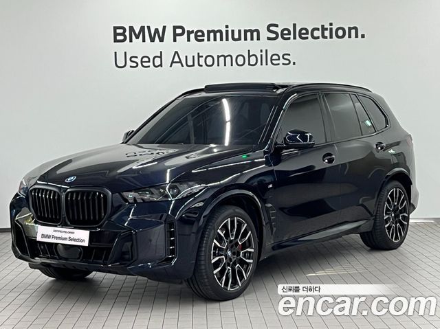 BMW X5 xDrive 50e M Sport — пробег 4 242 км — фото 1 из 5