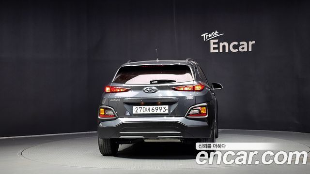 Hyundai Kona Premium Special — пробег 67 833 км — фото 4 из 5
