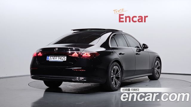 Mercedes-Benz E-Class из Кореи Encar