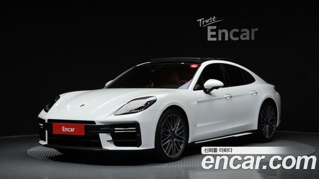 Porsche Panamera 2.9 AWD — пробег 3 909 км — фото 1 из 5