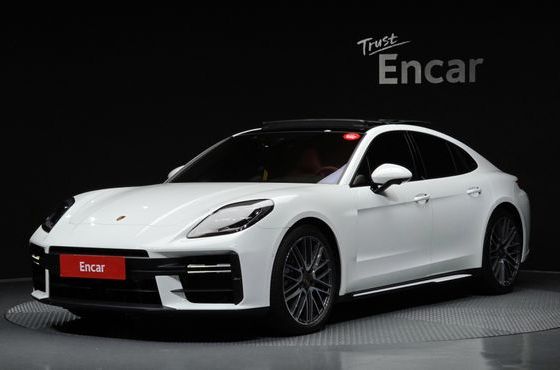 Porsche Panamera 2.9 AWD — пробег 3 909 км — фото 1 из 5