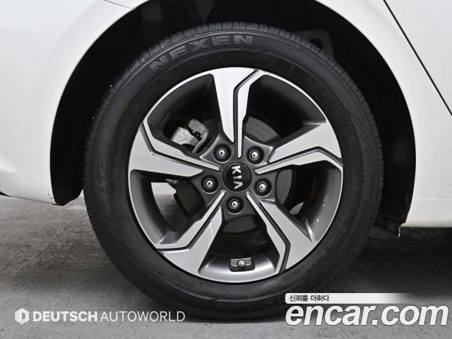 Kia K3 из Кореи Encar