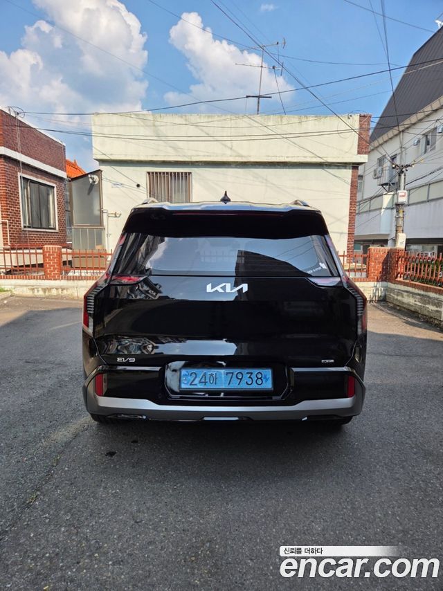 Kia EV9 Long Range 4WD Earth — пробег 42 000 км — фото 5 из 5