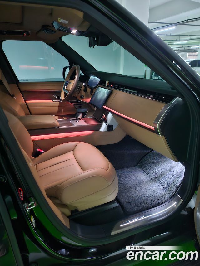 Land Rover Range Rover P530 Autobiography Long Wheel Base — пробег 20 020 км — фото 4 из 5