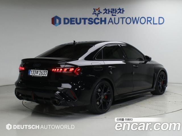 Audi RS3 2.5 TFSI Quattro — пробег 7 670 км — фото 2 из 5