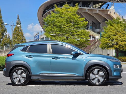 Hyundai Kona Premium — пробег 174 101 км — фото 4 из 5
