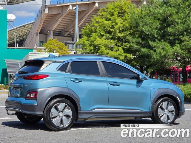Hyundai Kona из Кореи Encar