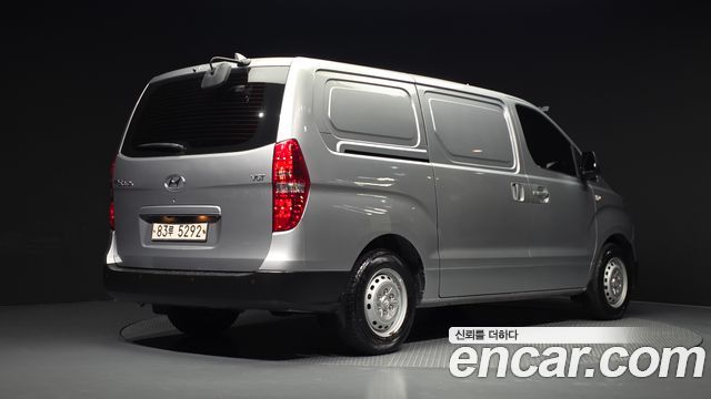 Hyundai Starex Van 3-Seater Style — пробег 52 537 км — фото 2 из 5