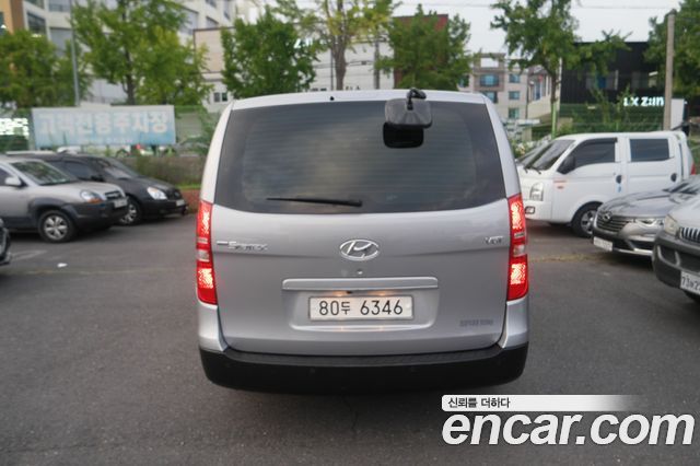 Hyundai Starex Van 3-Seater Style — пробег 52 220 км — фото 4 из 5