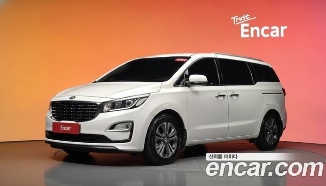 Kia Carnival 11-Seater Prestige — пробег 129 061 км — фото 1 из 5