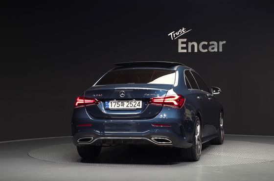 Mercedes-Benz A-Class A250 4MATIC Sedan — пробег 71 255 км — фото 4 из 5