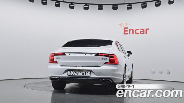 Volvo S90 из Кореи Encar
