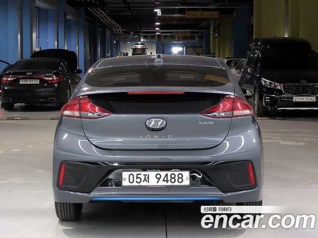 Hyundai Ioniq N — пробег 181 002 км — фото 3 из 5