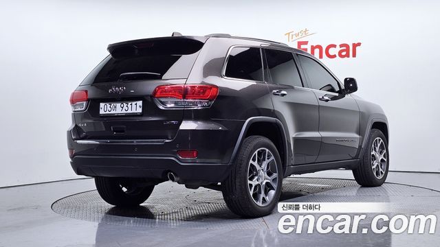 Jeep Cherokee 3.6 Limited WK2 — пробег 94 349 км — фото 2 из 5