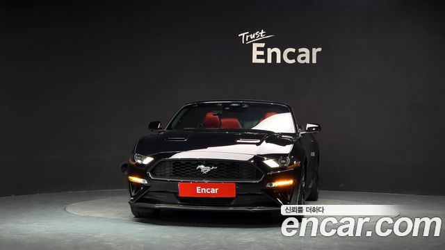 Ford Mustang Convertible — пробег 40 939 км — фото 3 из 5
