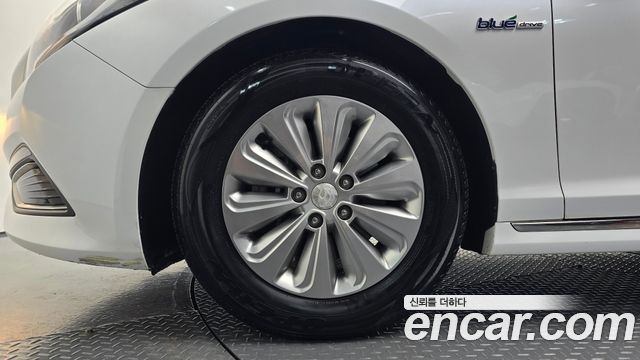 Hyundai Sonata 2.0 HEV Smart — пробег 160 526 км — фото 5 из 5