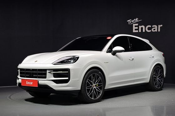 Porsche Cayenne 3.0 E-Hybrid Coupe — пробег 7 184 км — фото 1 из 5