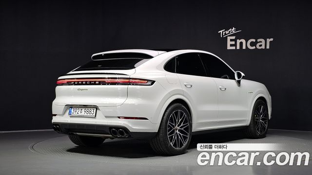 Porsche Cayenne 3.0 E-Hybrid Coupe — пробег 7 184 км — фото 2 из 5