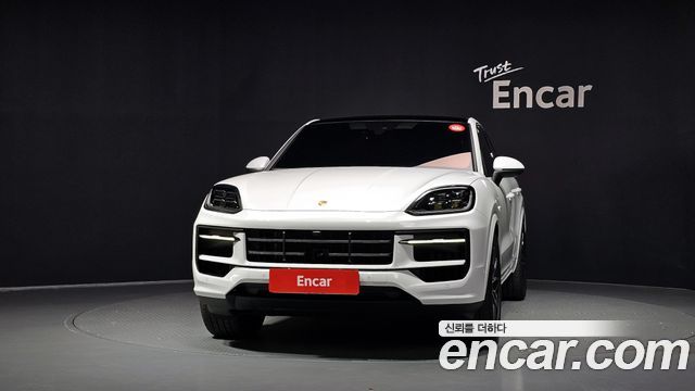 Porsche Cayenne 3.0 E-Hybrid Coupe — пробег 7 184 км — фото 3 из 5