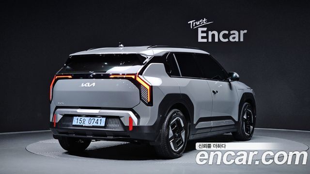 Kia EV3 из Кореи Encar